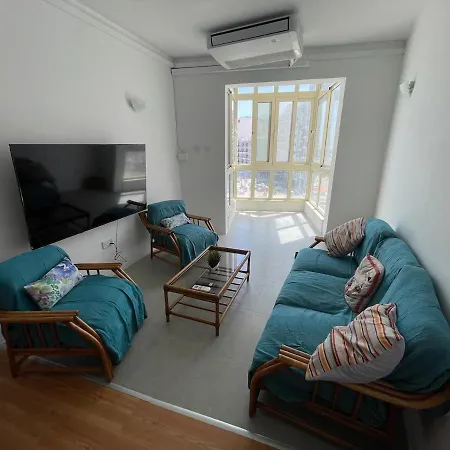 Seafront Traditional Cosy Apartman *